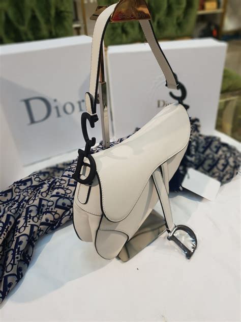 dubai first copy handbag.